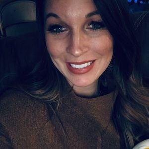 Meet your Posher, Lindsey